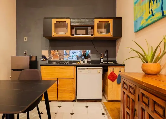 Apartment Quiet Facing Parque Espana In Condesa *